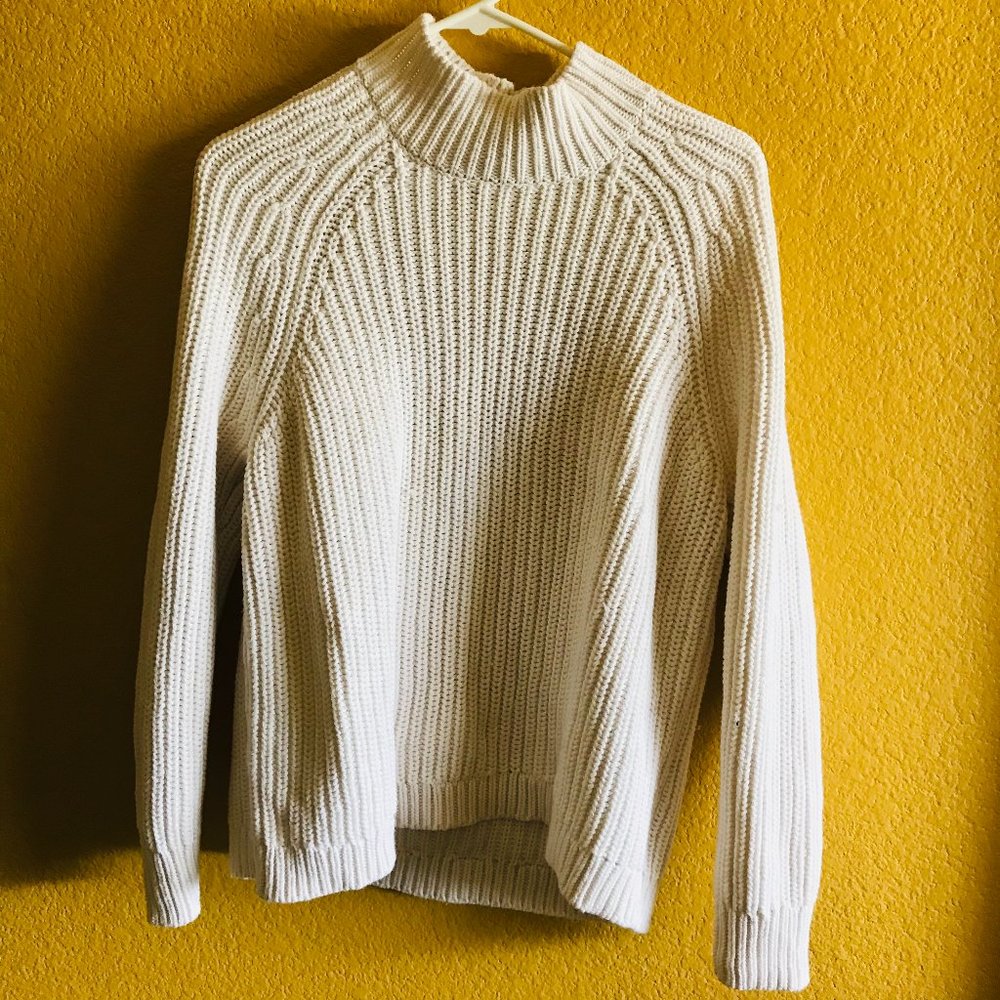 Kendall & Kylie Women's White Open Back Sweater